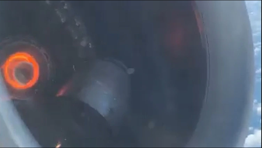 La turbina de un avión se prendió fuego y generó pánico en los 148 pasajeros