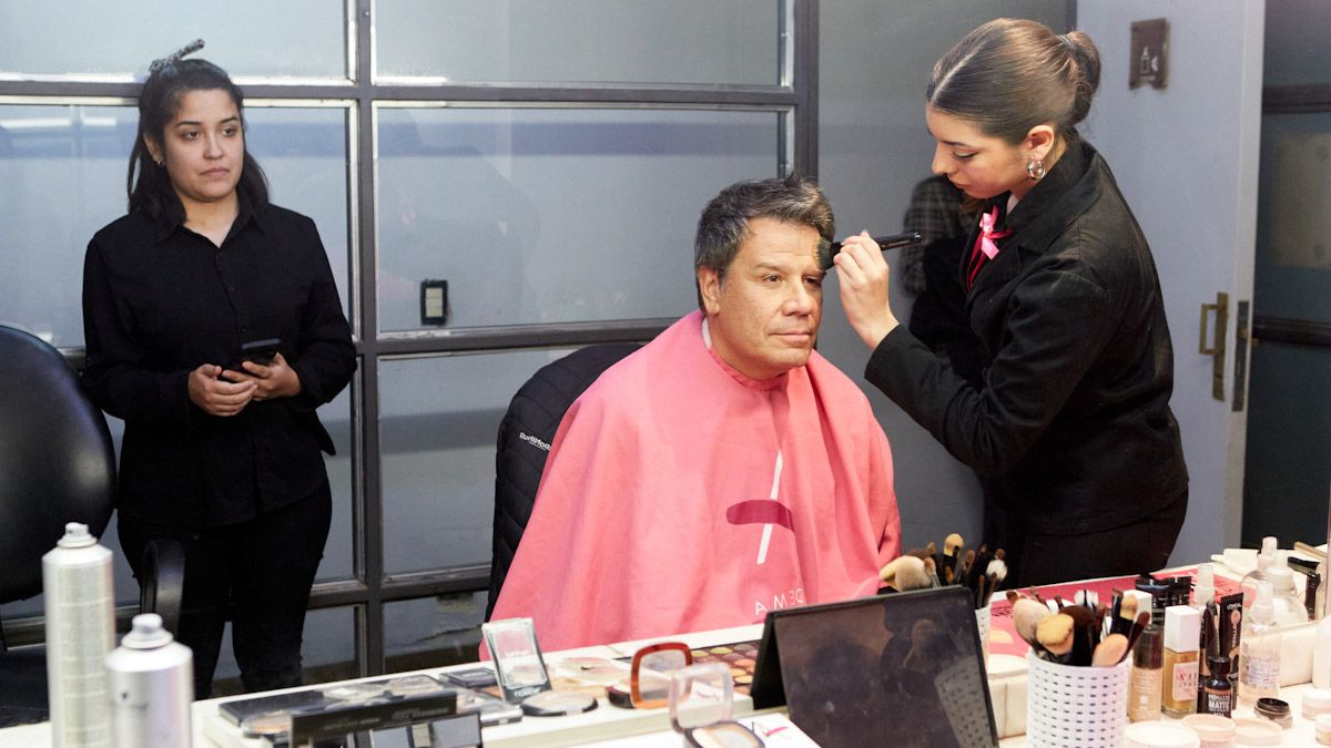 Manes en la previa. Llegó con el tiempo justo tras una jornada maratónica en Mendoza.