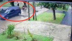 Padre e hijo detenidos por atacar y robarle a dos amigas