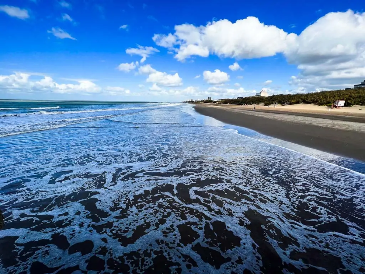 La Lucila del Mar tiene playas extensas y tranquilas.  La Lucila del Mar tiene playas extensas y tranquilas. 
