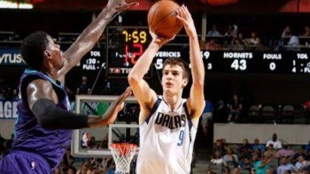 Nicolás Brussino fue anunciado en la lista de Dallas Mavericks