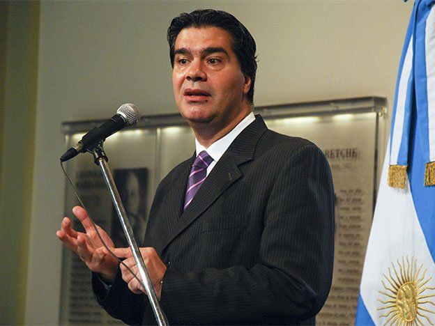 Capitanich le pidió al oficialismo impulsar a un radical K para presidir al Senado por voluntad de Cristina