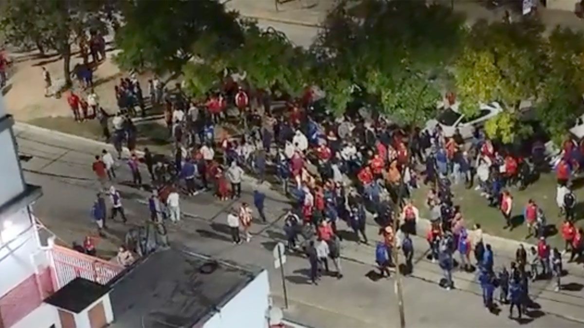 No se pudo jugar el partido entre Unión y Lanús, por Liga Profesional.