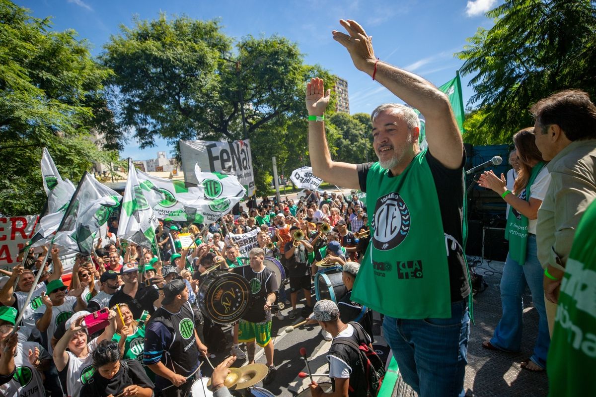 Rodolfo Aguiar. El titular de ATE llamó a la marcha del miércoles.