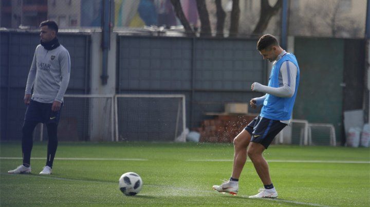 Un delantero se va de Boca tras el arribo de Mauro Zárate