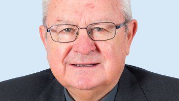 El papa Francisco destituyó a  un obispo por una relación amorosa