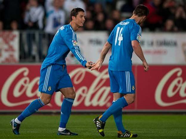 Real Madrid  goleó a Almería a domicilio y Ronaldo salió lesionado