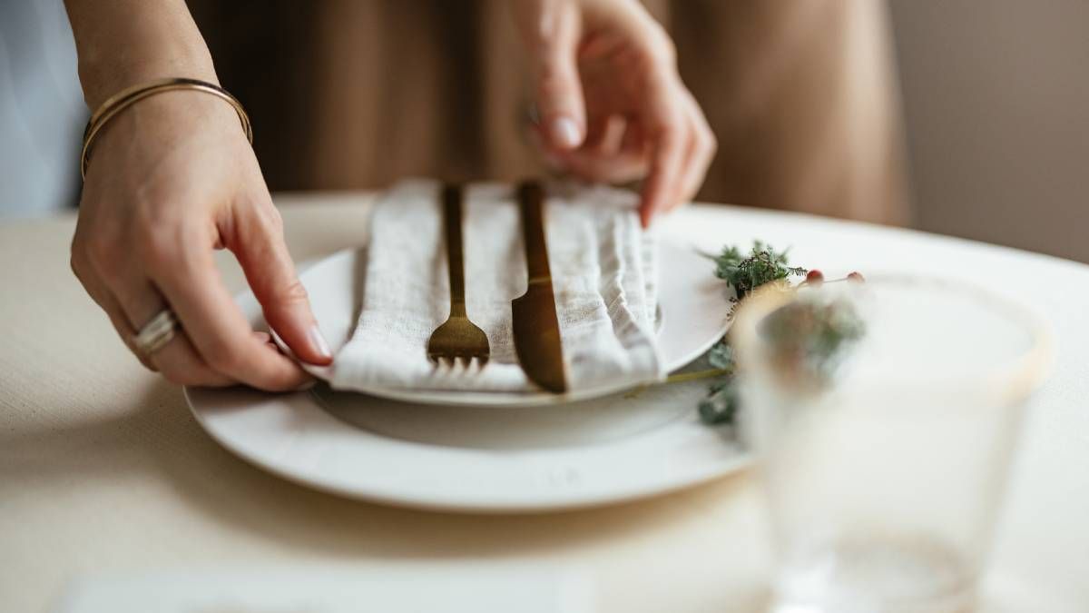Elimina las manchas en las servilletas de tela y déjalas como nuevas con estos trucos caseros