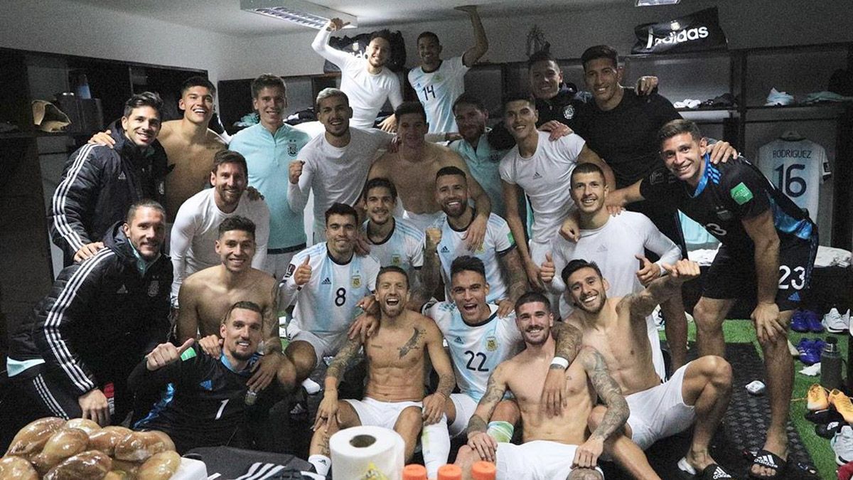 Argentina celebró en La Paz y avanza hacia el Mundial de Qatar.