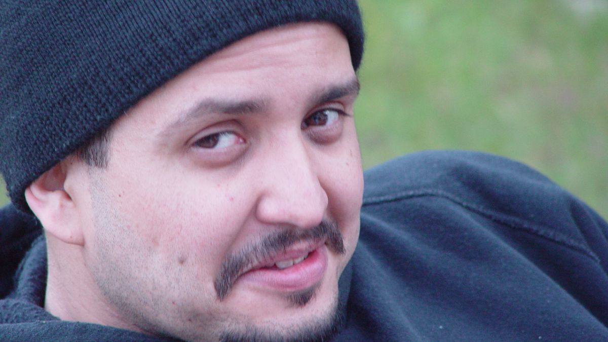 El arquitecto Carlos Lafi, de 47 años, además de su conocimiento profesional, le pone sus sentimientos por el Expreso a la remodelación del Gambarte.