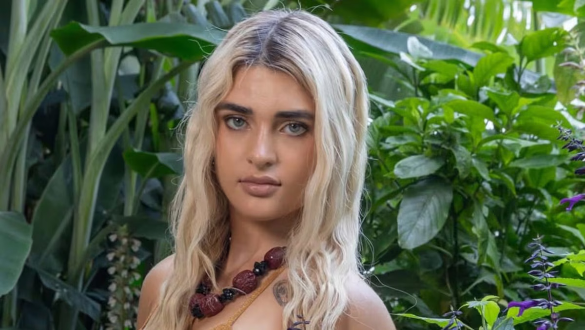Martita Fort hizo una producción selvática en bikini taparrabos y generó enorme revuelo