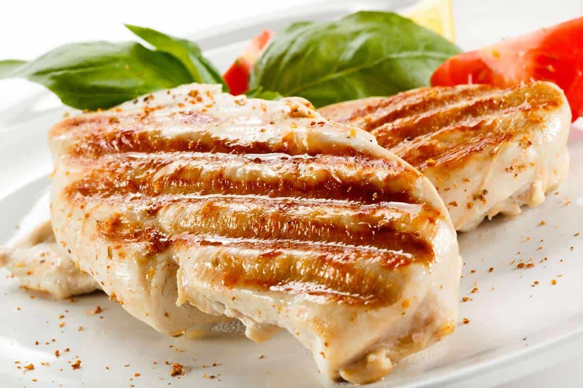 Los beneficios de la pechuga, rica, nutritiva y sana