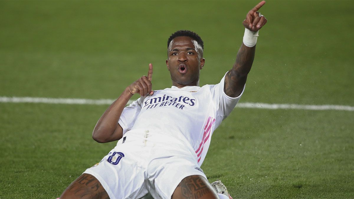 Vinicius está feliz.