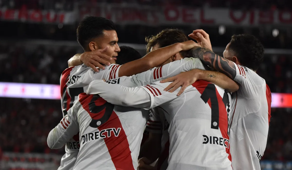 River debuta en la Copa Sudamericana: formaciones, horario y dónde verlo