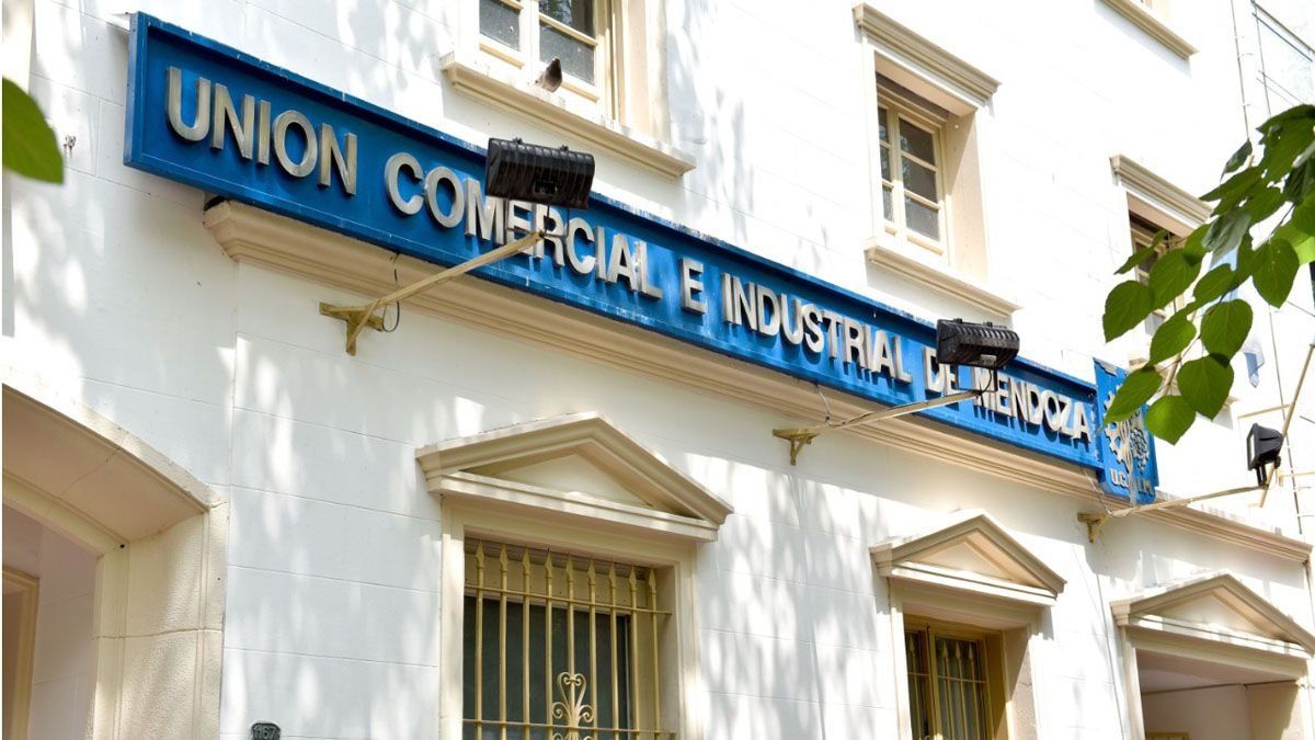 Desde la centenaria Unión Comercial e Industrial de Mendoza -UCIM- volvieron a criticar al gobierno nacional y en este caso a la ministra de economía Silvina Batakis
