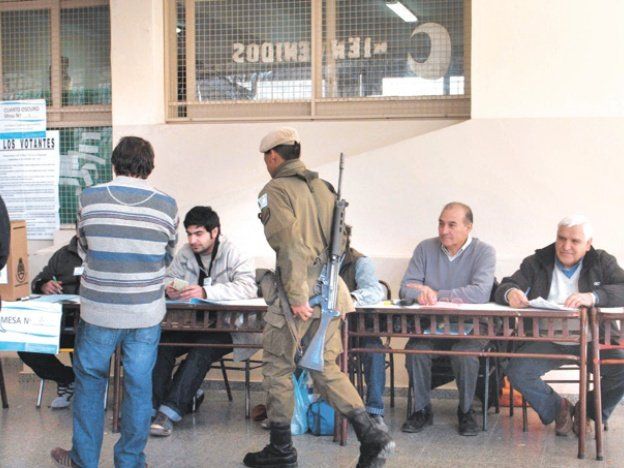 El próximo domingo se llevará a cabo el balotaje en Argentina. El próximo domingo se llevará a cabo el balotaje en Argentina.