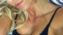 Topless en la pile