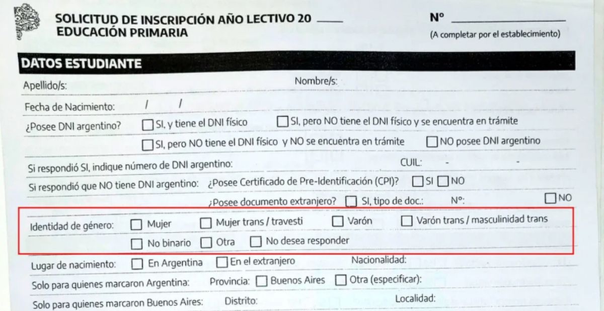 El formulario de inscripción en los colegios bonaerenses para el ciclo 2023.