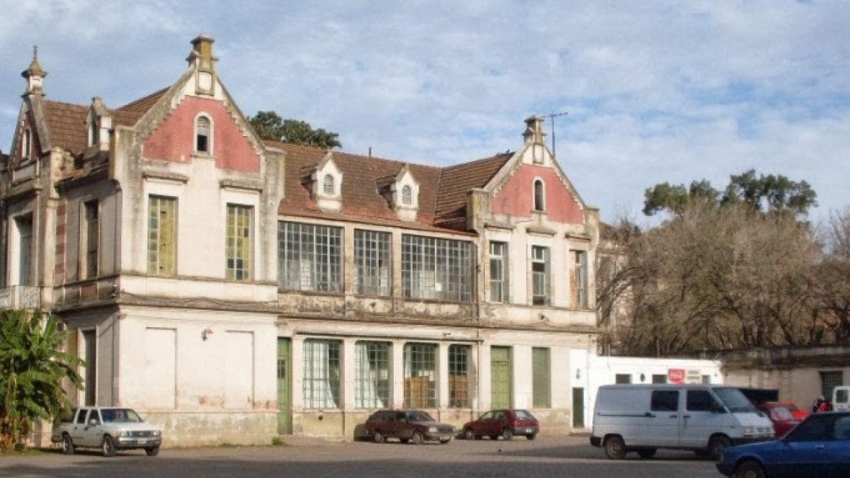 El hospital en donde está internado el joven baleado.