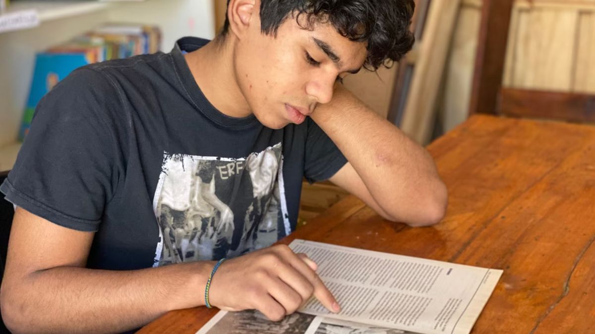 Lucio, el adolescente de 15 años que sueña con una familia que pueda darle la vida que se merece Lucio, el adolescente de 15 años que sueña con una familia que pueda darle la vida que se merece