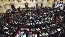 El bloque del Frente para la Victoria está reunido para analizar la postura en el caso De Vido