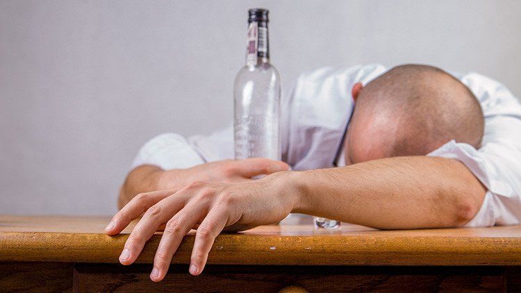 El consumo excesivo de alcohol mata las células madre del cerebro