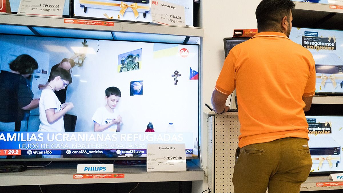 Las tiendas de electrodomésticos siguieron trabajando.