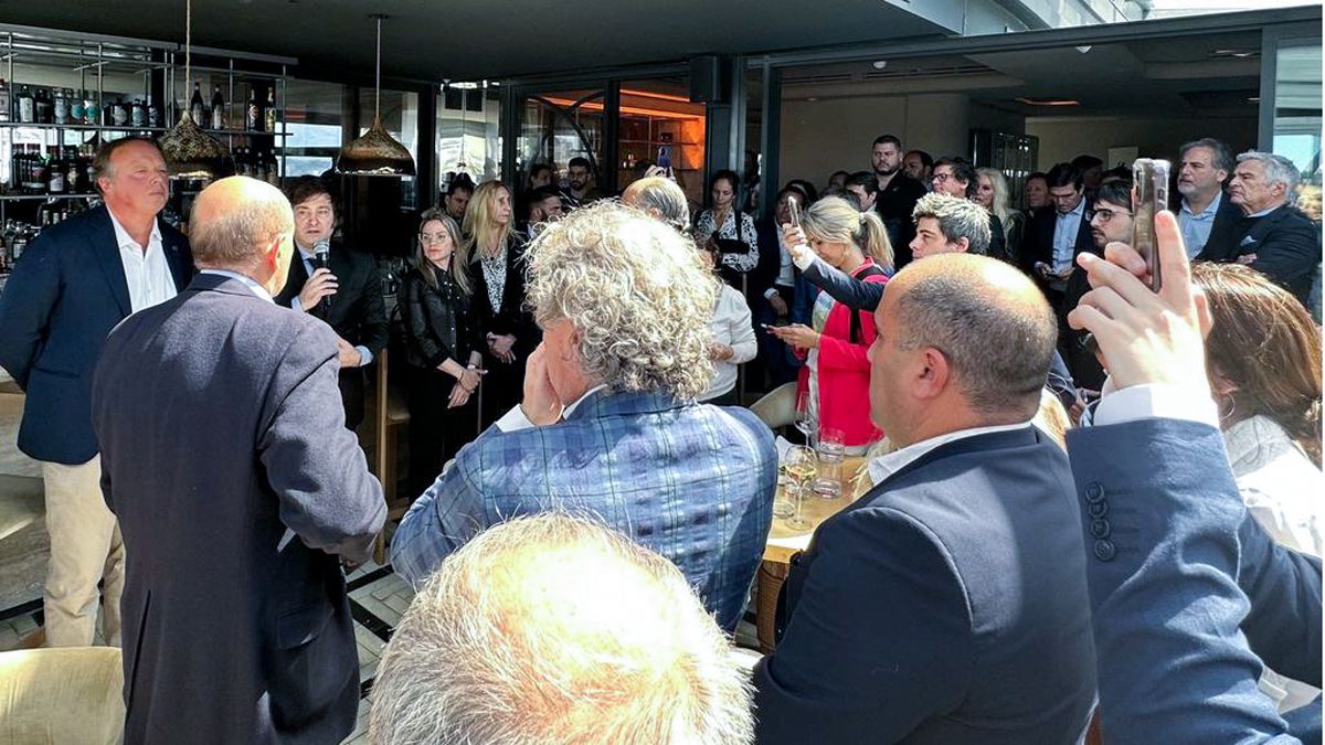 Javier Milei habló ante unos 50 empresarios.