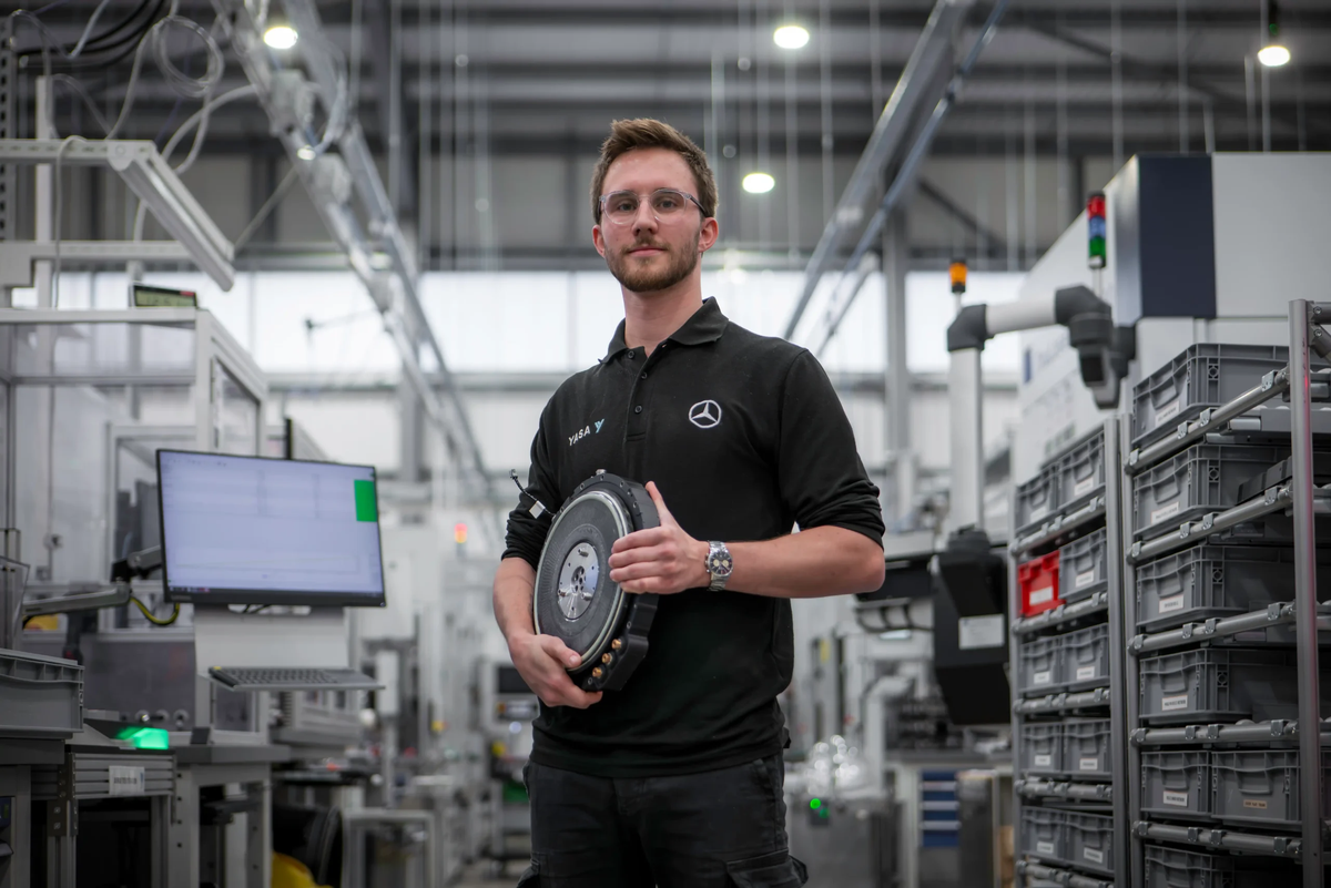 Nuevo desarrollo científico en el motor reduce drásticamente el peso del auto eléctrico