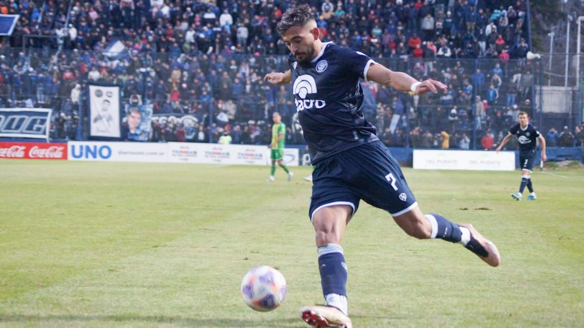 Victorio Ramis destacó el buen grupo de Independiente Rivadavia para estar peleando el torneo de la Primera Nacional.