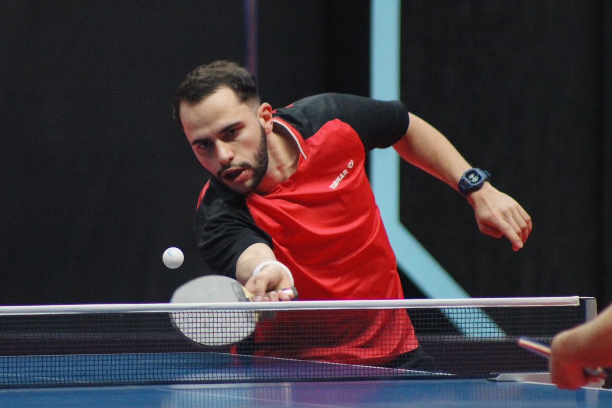 Francisco Sanchi cayó en singles y doble mixto, pero avanzó en dobles. Francisco Sanchi cayó en singles y doble mixto, pero avanzó en dobles.