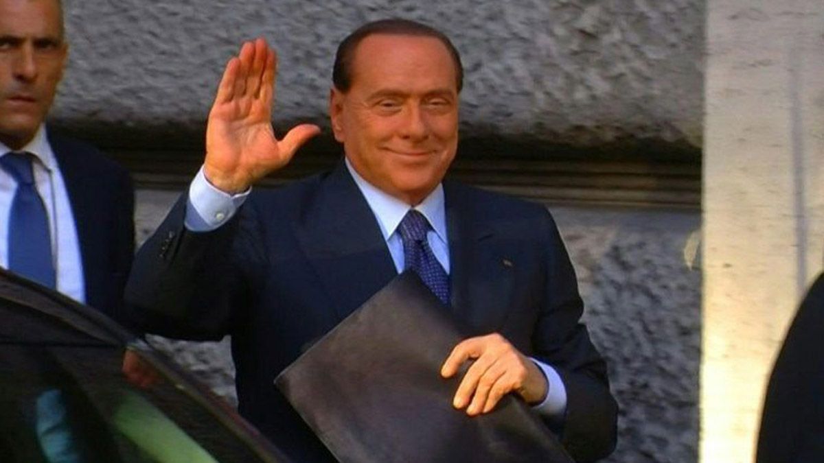 Italia: Silvio Berlusconi fue internado en terapia intensiva por problemas cardíacos