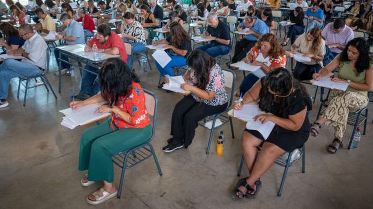 Casi 3.000 docentes rindieron este miércoles para cargos directivos en las escuelas de Mendoza.