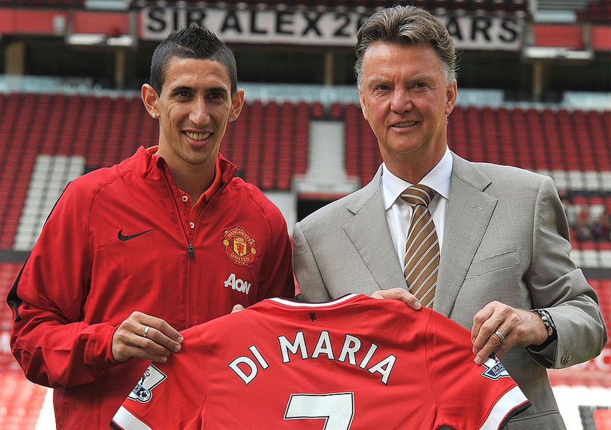 Ángel Di María y Louis Van Gaal, juntos en el Manchester United.