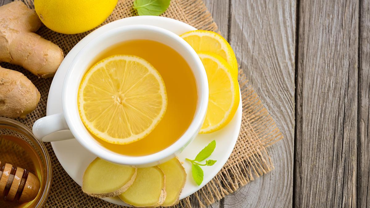 La infusión de jengibre con limón es recomendada por cientos de especialistas por su capacidad antiinflamatoria para activar el metabolismo. La infusión de jengibre con limón es recomendada por cientos de especialistas por su capacidad antiinflamatoria para activar el metabolismo.