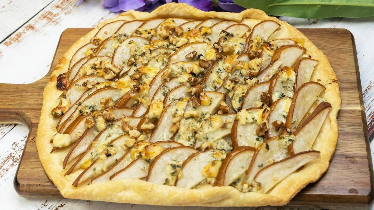 Recetas: hojaldre de peras y queso azul. Recetas: hojaldre de peras y queso azul.