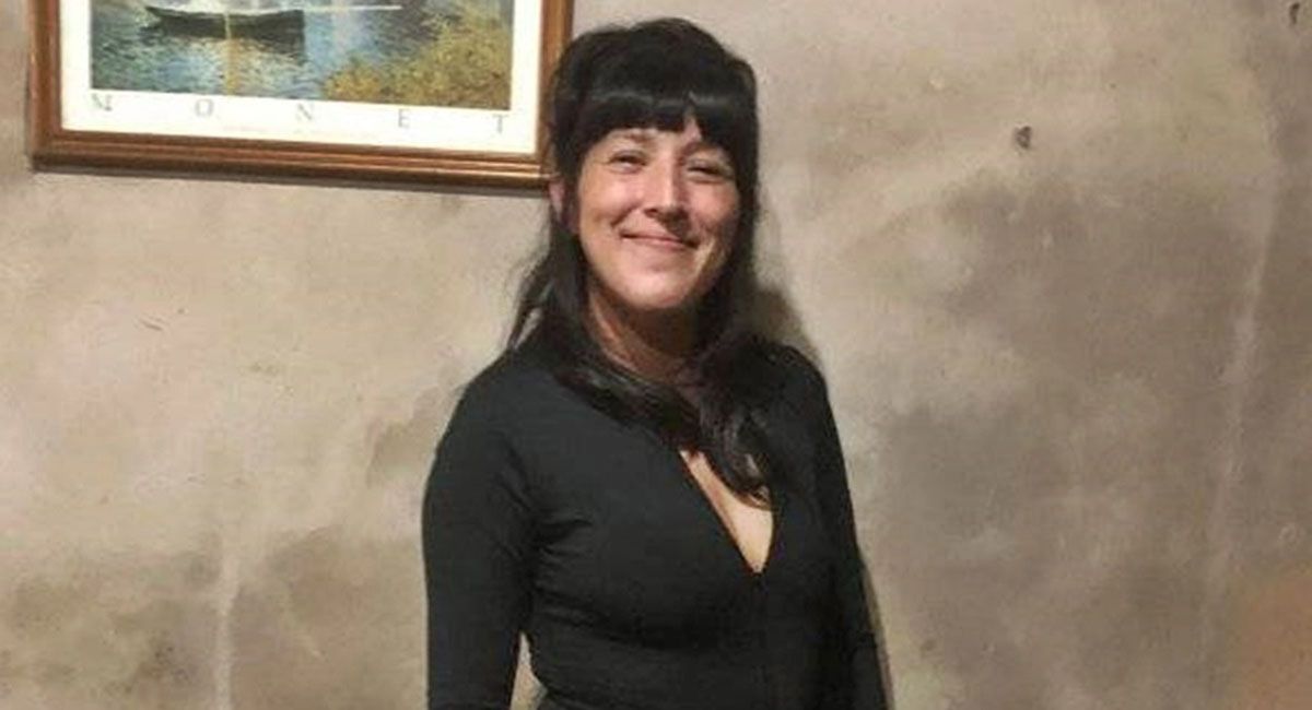 Jésica Noemi Bravo, la víctima del violento enfrentamiento entre dos familias, al recibir una puñalada en el corazón. Jésica Noemi Bravo, la víctima del violento enfrentamiento entre dos familias, al recibir una puñalada en el corazón.