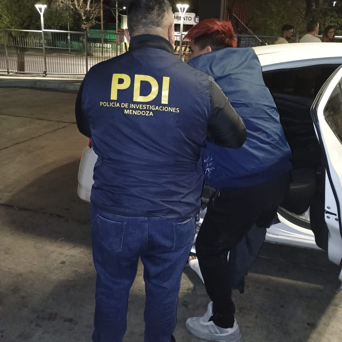 El detenido fue identificado como Roberto Espinosa Olmedo (37). El detenido fue identificado como Roberto Espinosa Olmedo (37).