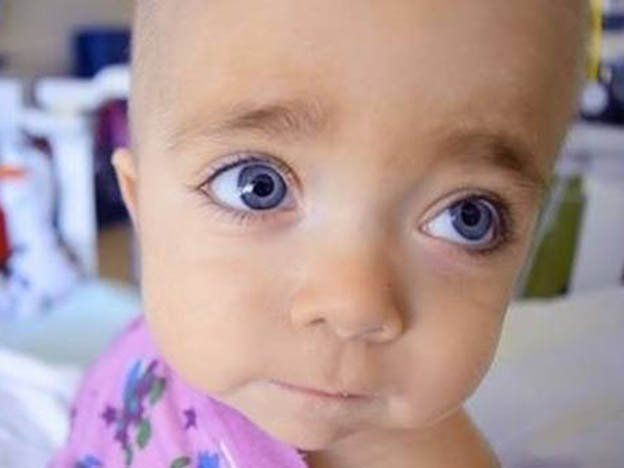 La salud de Helenita se complica por una infección y piden una cadena de oración por ella