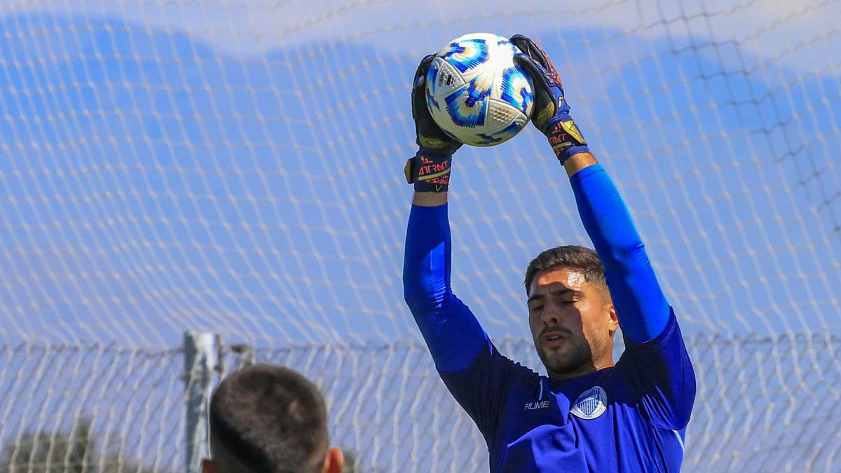 Franco Petroli será el arquero de Godoy Cruz ante Vélez. Franco Petroli será el arquero de Godoy Cruz ante Vélez.