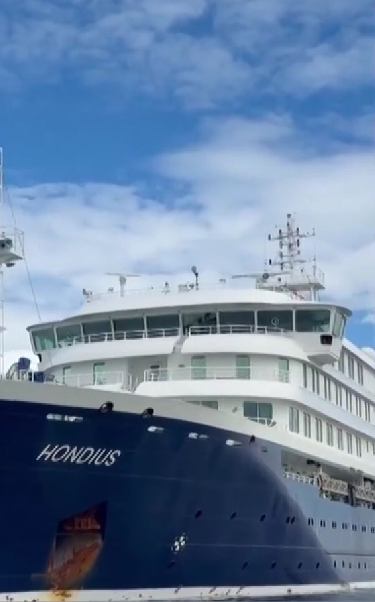 El crucero se dirige actualmente a España. Imagen: captura de pantalla El crucero se dirige actualmente a España. Imagen: captura de pantalla