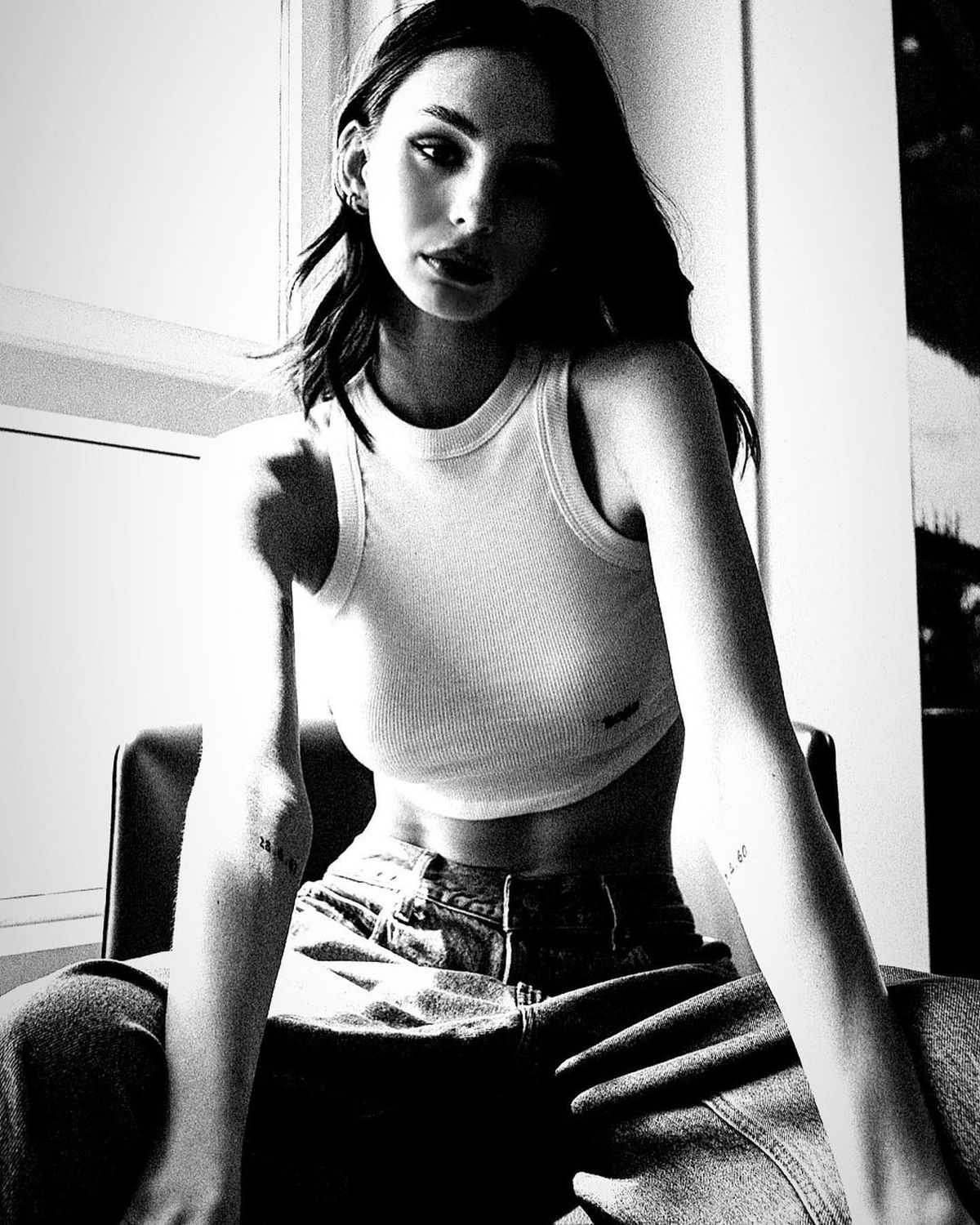 Juanita Tinelli mostró los jeans como nunca antes y la foto paralizó la red.