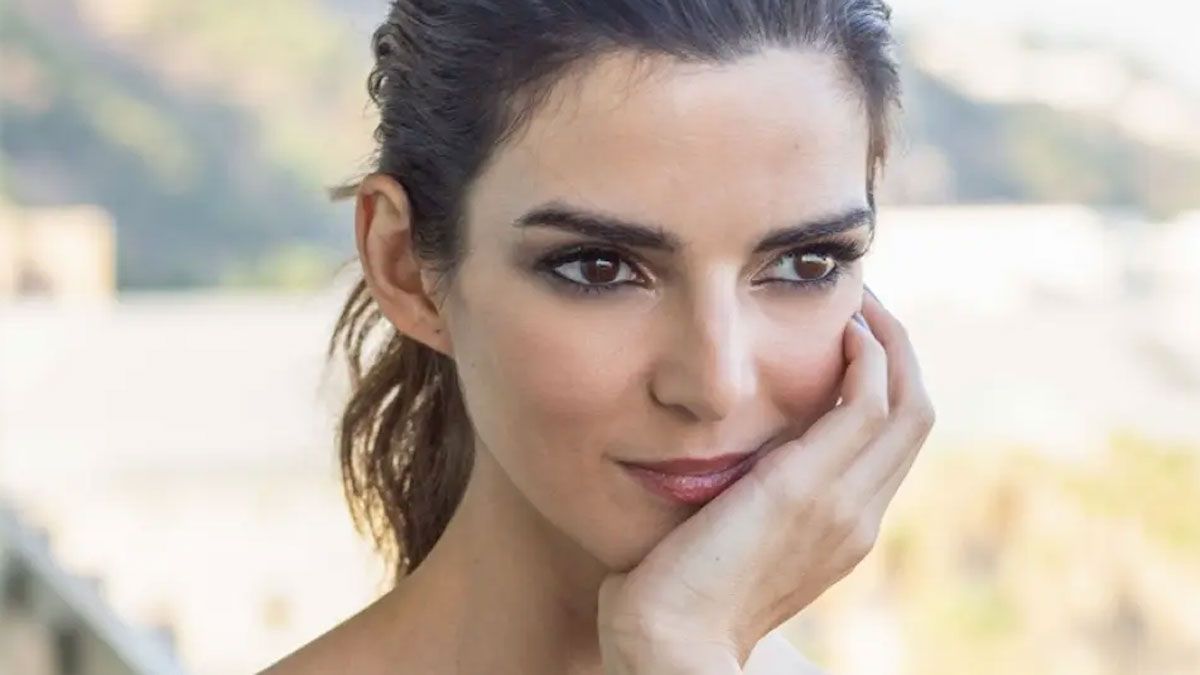 La actriz Clara Lago es laprotagonista principal de esta aclamada serie de Netflix.