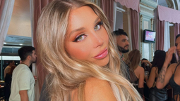 Romina Malaspina deja su underboob a la vista con look ropita desprendida