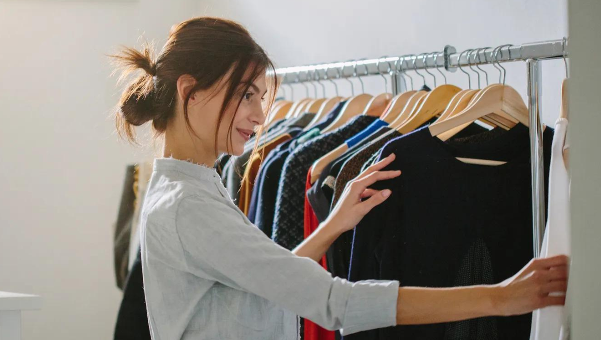 Toma nota del método 90/90 que te ayuda a eliminar la ropa que ya no usas.