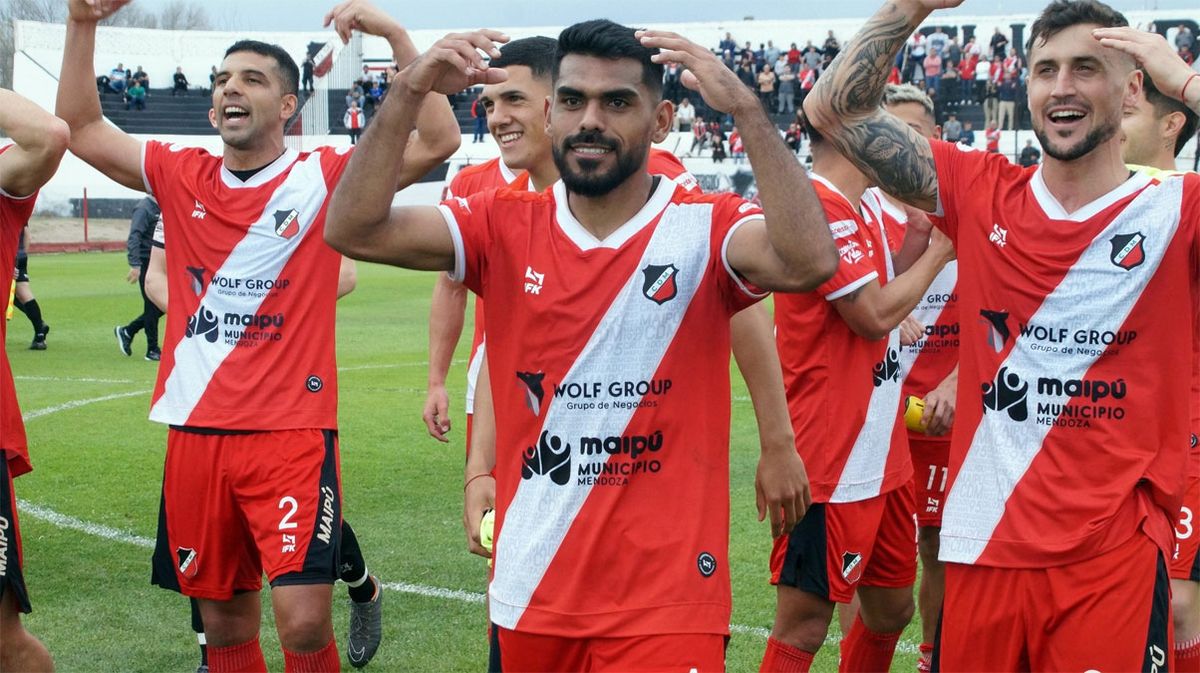 Deportivo Maipú está haciendo una campaña histórica en el torneo de la Primera Nacional. Deportivo Maipú está haciendo una campaña histórica en el torneo de la Primera Nacional.