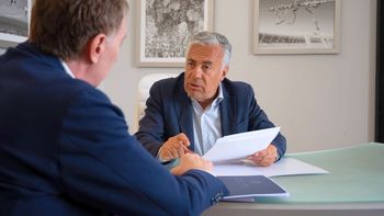 Obras en el paso a Chile, el pedido que encabezó la lista de reclamos de Cornejo a Santilli Obras en el paso a Chile, el pedido que encabezó la lista de reclamos de Cornejo a Santilli