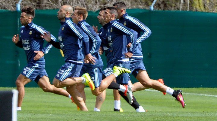 La Selección tuvo su práctica y el Patón ya tiene al remplazante de Messi