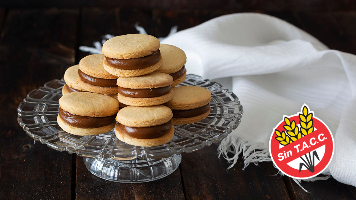 La sencilla y deliciosa receta de estos alfajores de almendra sin TACC es una verdadera delicia. La sencilla y deliciosa receta de estos alfajores de almendra sin TACC es una verdadera delicia.