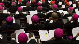La Iglesia católica votará si comienza a ordenar hombres casados